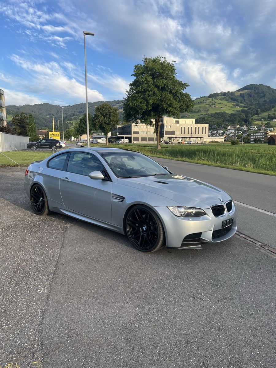 BMW Automobili: BMW M3 E92, Handschalter, 147’500km – Usato da Lüchingen venduto da HAASS4 8