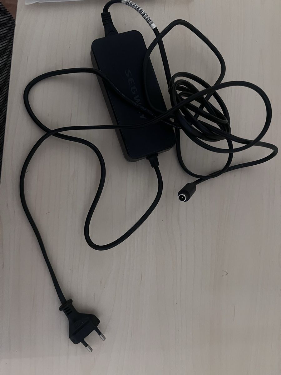 Scooters: Ninebot by Segway E-Scooter guter Zustand – Gebraucht aus Basel von katayasistersvintage 8