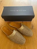 Nicht getragene Sandalen von Tommy Hilfiger, Gr. 39, Gold