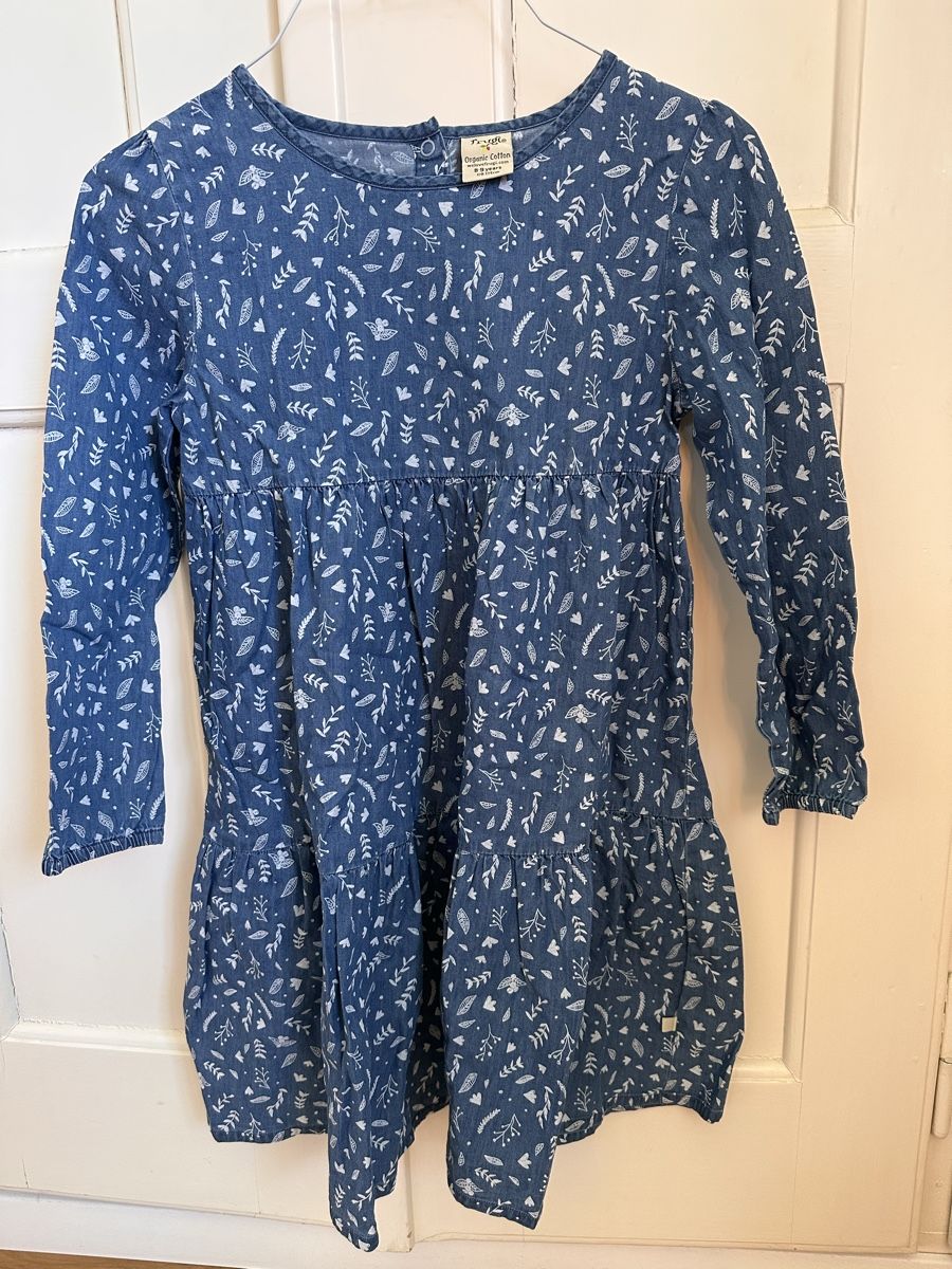 Frugi Lotti & Set di vestiti: Frugi Baumwolljäckli und -Röckli – Usato da Burgdorf venduto da bar_q9s7