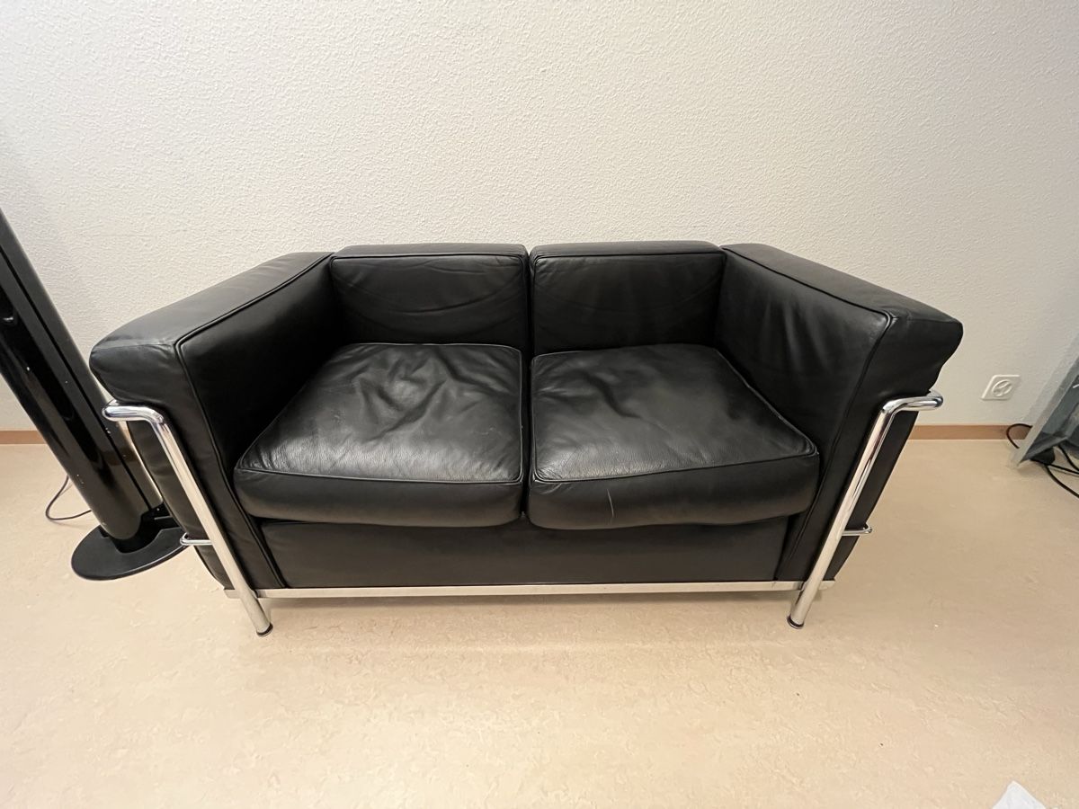 Sofas: Corbusier LC2 Replica Zweisitzer – D'occasion à Zürich par ju1ian