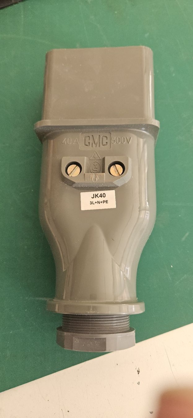Stecker: Stecker JK40 3L+N+PE Neu – Neu (gemäss Beschreibung) aus Nürensdorf von salibeer
