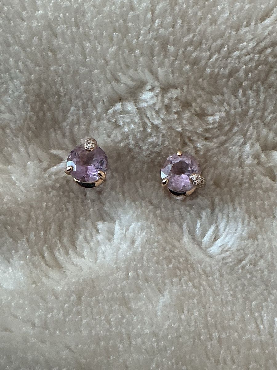 Bucherer Orecchini pendenti & Orecchini a lobo: Ohrstecker Peekabo, 18 Diamanten mit Amethyst – Nuovo (secondo la descrizione) da Frenkendorf venduto da pasqui123 1