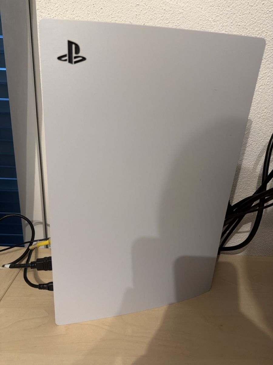 Sony Konsolen: Playstation 5 mit Laufwerk + 2 Controller und Pro Controller – Gebraucht aus Frick von Jesa2012 3