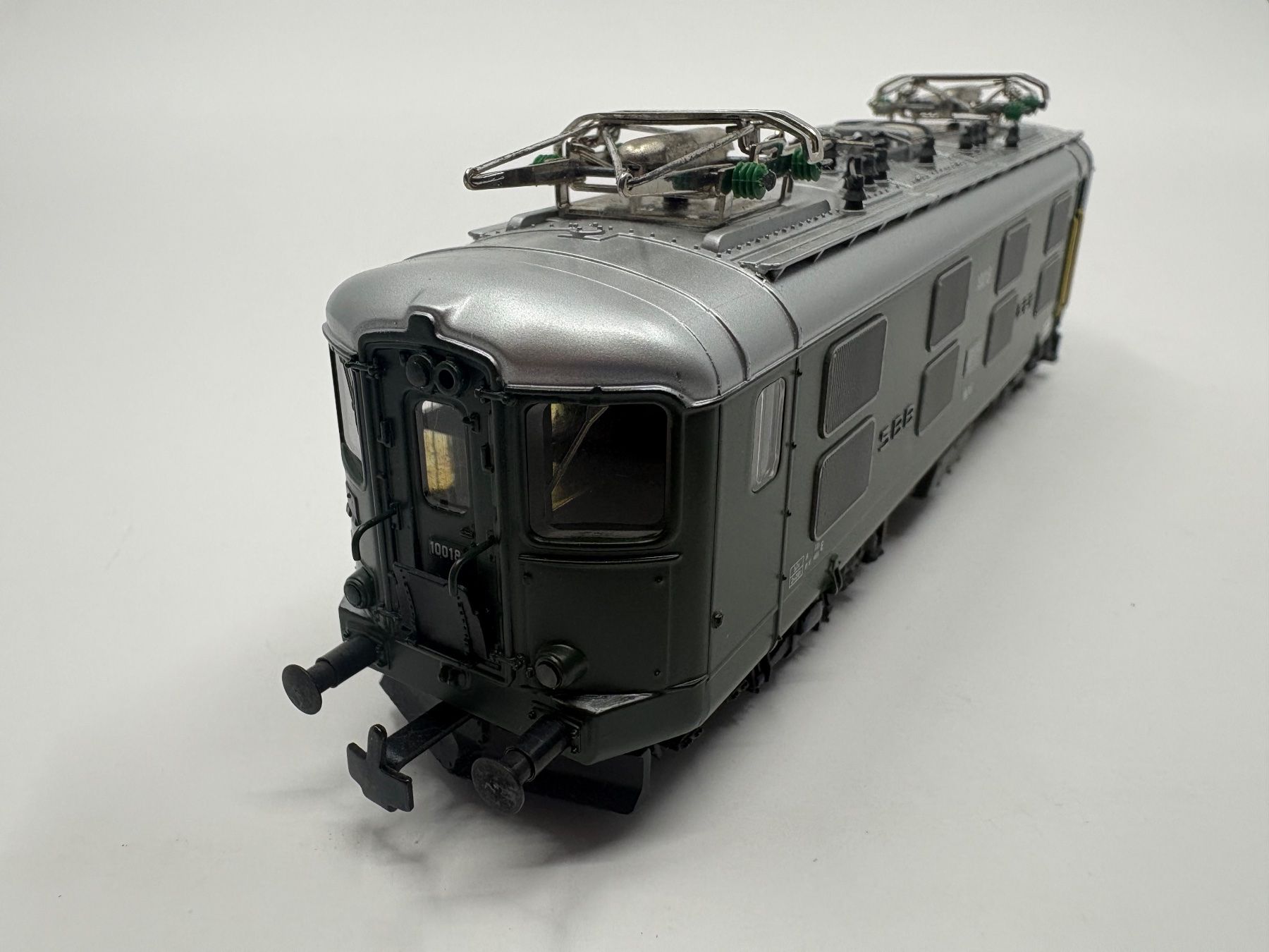 Hag Modellini di ferrovie: Hag SBB Re 4/4 1 10018 H0 – Usato da Forch venduto da Hanimann-Robinson 2