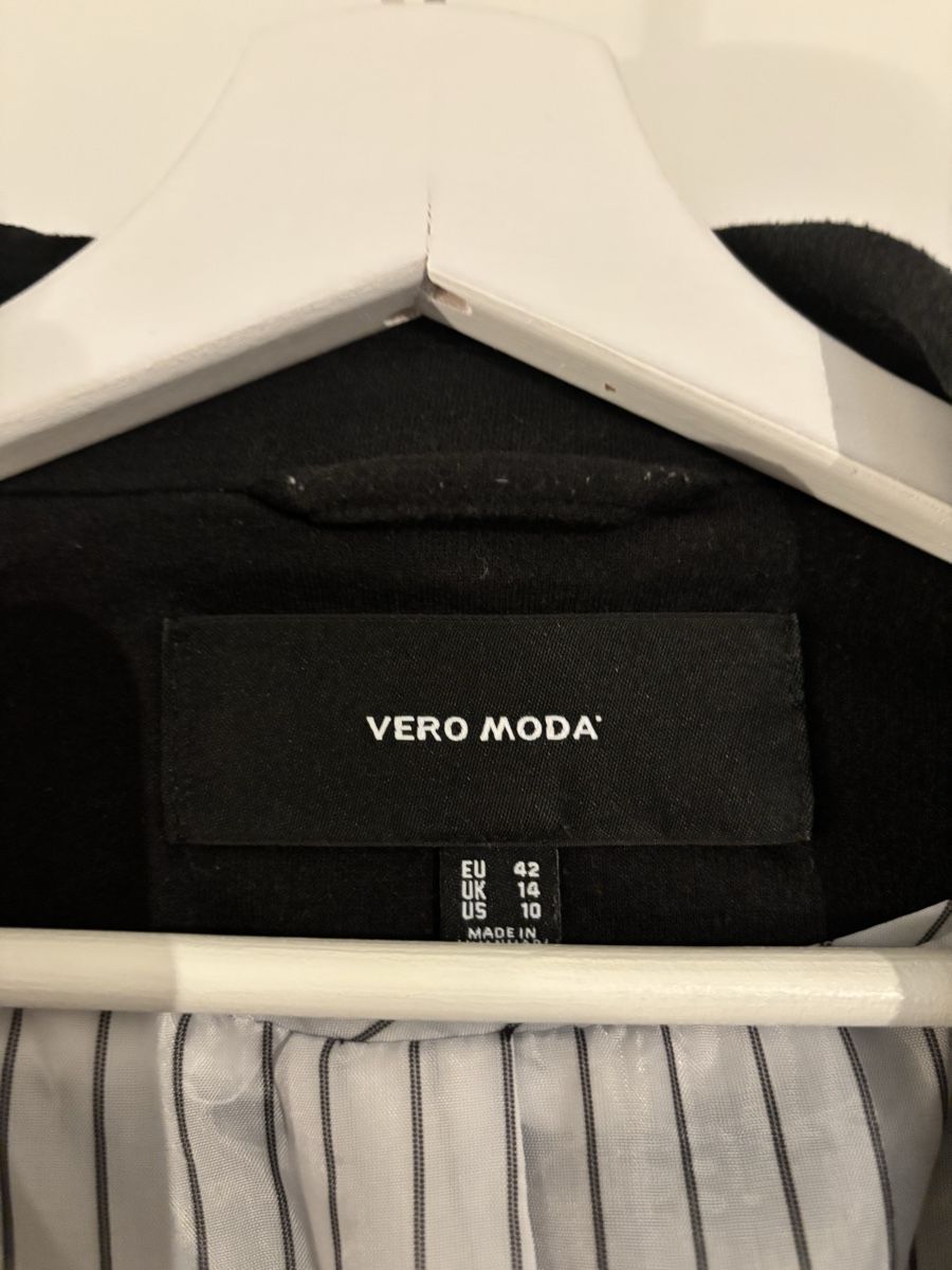 Vero Moda Jacken: Blazer sportlich/elegant – Gebraucht aus Rapperswil SG von JuViSh 3