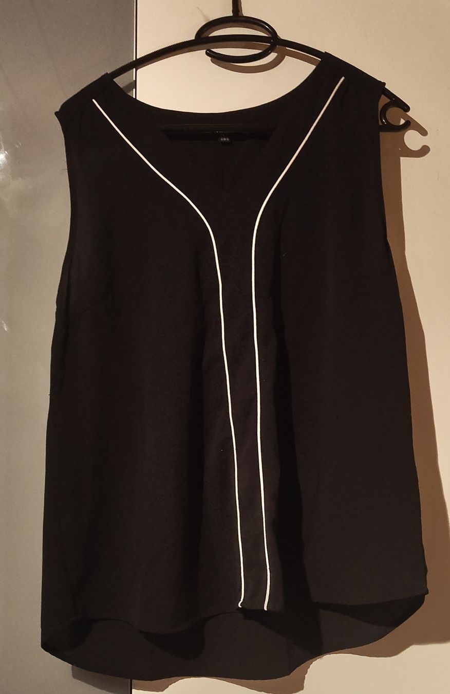 Blusen: Elegante, schwarze Bluse 40 - 42 – Gebraucht aus Schänis von Second_Life_