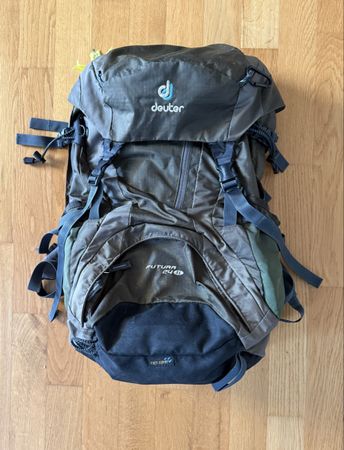 Deuter Futura 24 Rucksack dunkelgrau gebraucht