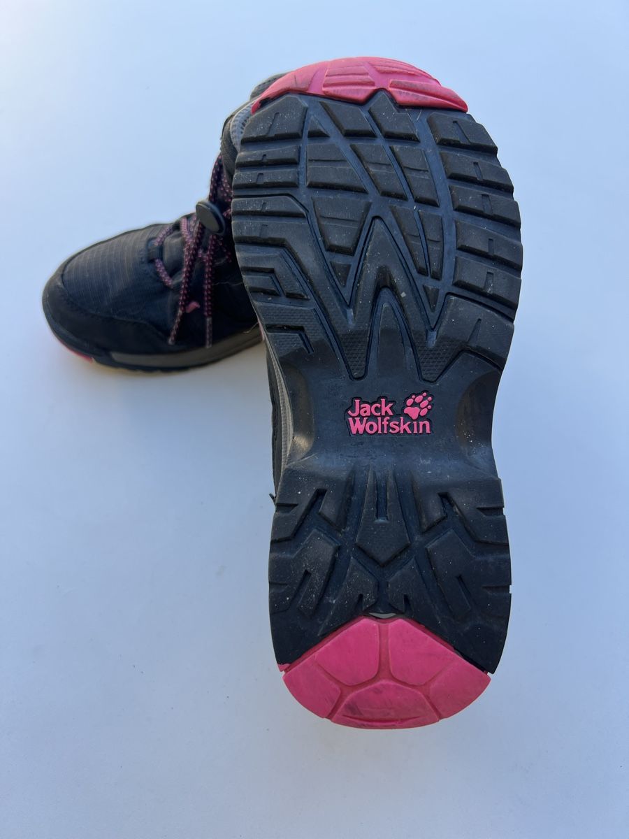 Jack Wolfskin Schuhe für Mädchen: Jack Wolfskin Wanderschuhe Gr. 34 – Gebraucht aus Heiligkreuz (Mels) von fodo 1