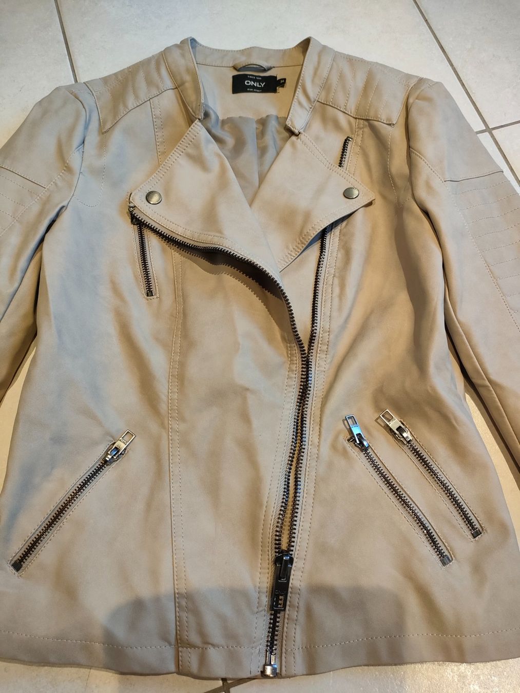 Only Giacche: Jacke Gr.36 – Usato da Adelboden venduto da Lammhult 2