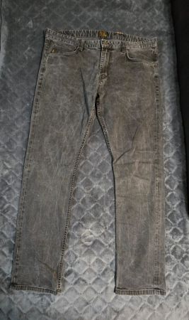 Graue Jeans, Top Zustand, Grösse 36/34 - Sommer Schnäppchen!