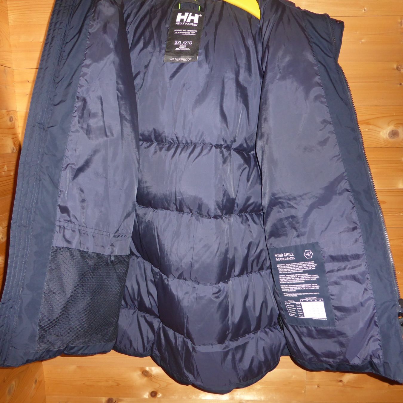 Helly Hansen Giacche: Winterjacke/Parka HELLY HANSEN, Gr. 2XL – Usato da St.Gallen venduto da regenbogen5 2
