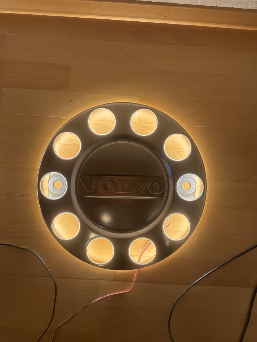 Lampade: Volvo Radkappe Lampe, Wandlampe – Usato da Hemmiken venduto da Floh93 2