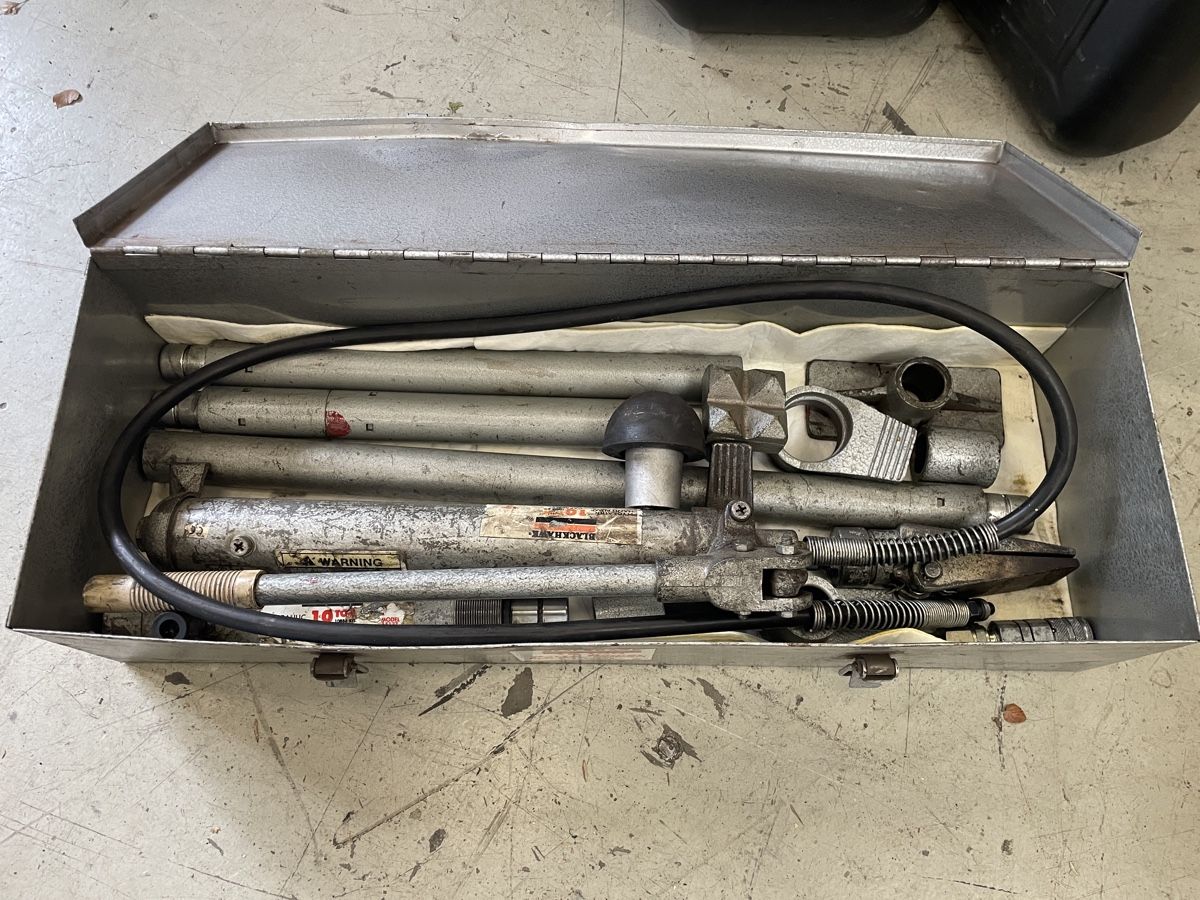 Tutte le macchine: Hydraulikpresse 10to – Difettoso da Flaach venduto da Binz