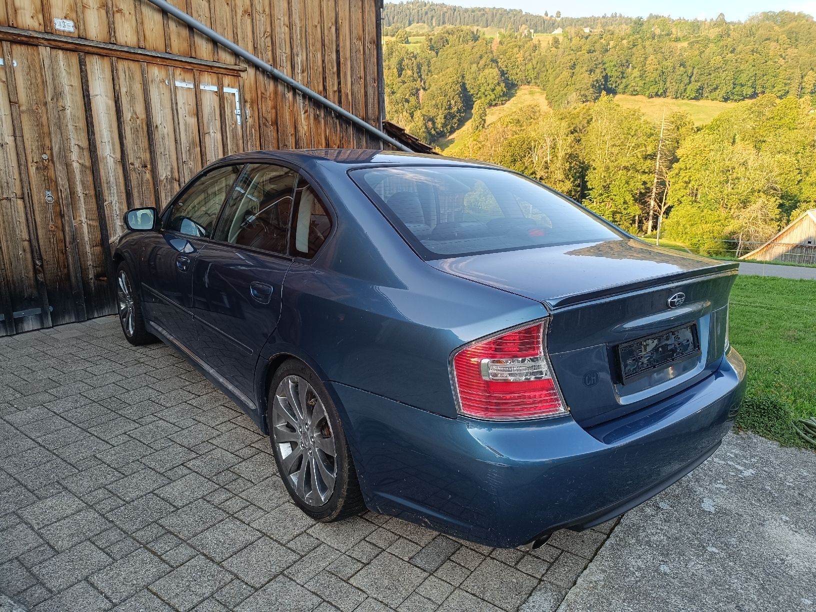Subaru Autos: Subaru Legacy 3.0 spec. B  Handschalter – D'occasion à Nesslau par cc_kuun