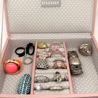 Schmuck Lot - Ringe mit Schmuckdose