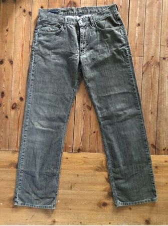 Markenhose / Cordhose Tommy Hilfiger 34