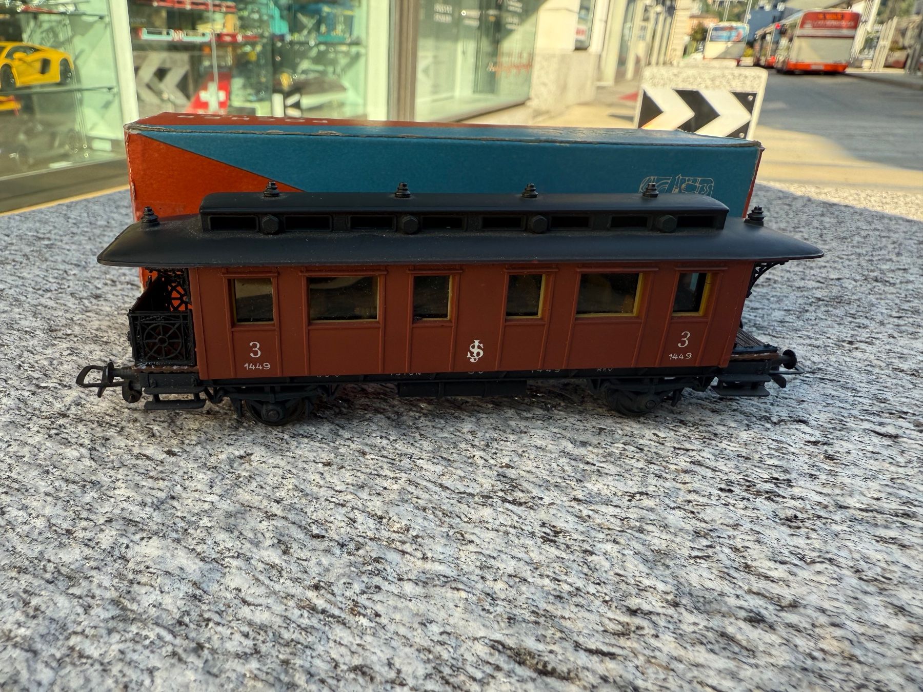 Pocher Modellini di ferrovie: Pocher H0 torino SJ Vagone 3kl – Usato da Chiasso venduto da Carrara-Modellismo