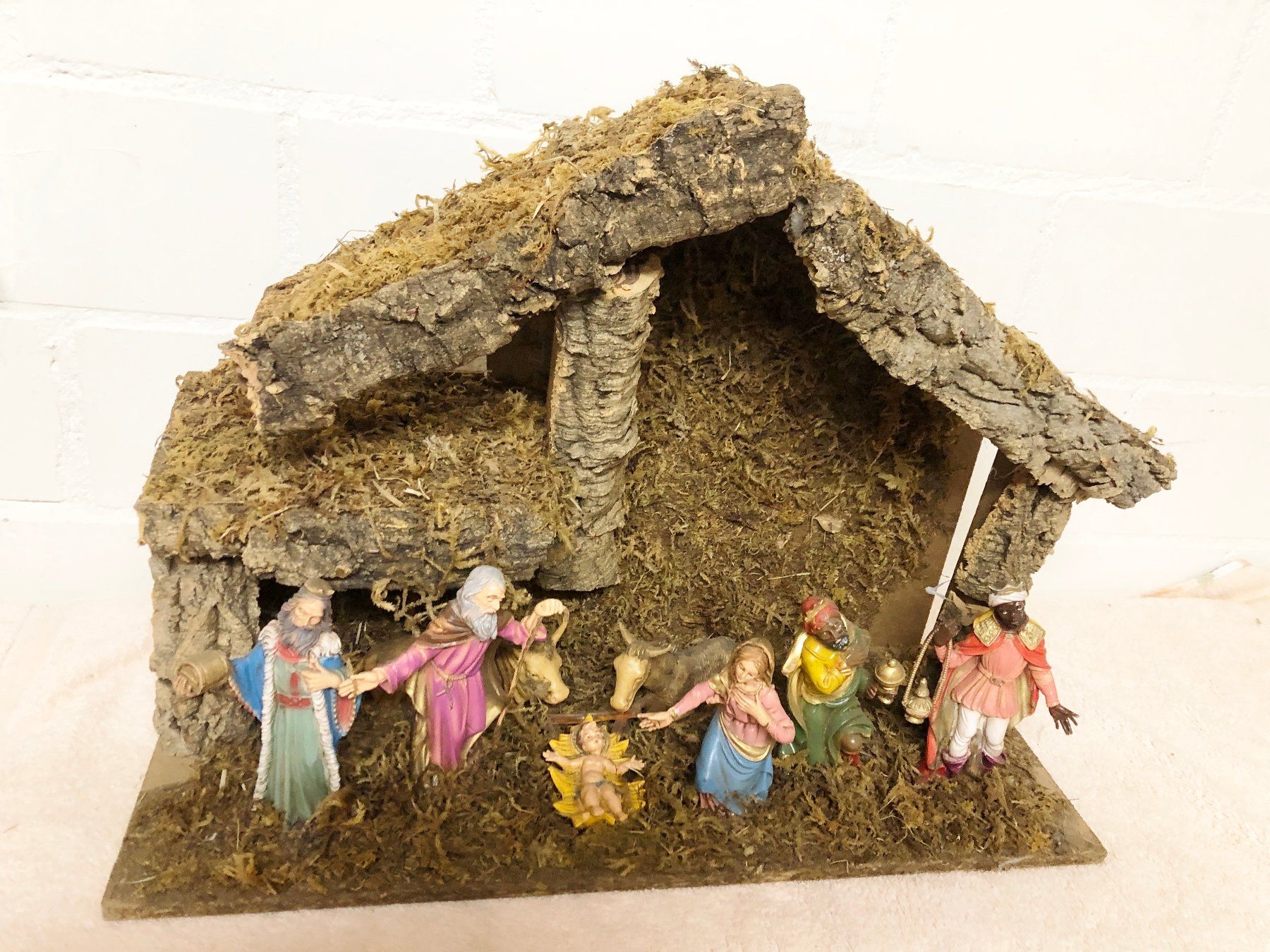 Alle Dekorationen: Weihnachtskrippe mit Krippenfiguren antik – Gebraucht aus Glattbrugg von Ariel012 5