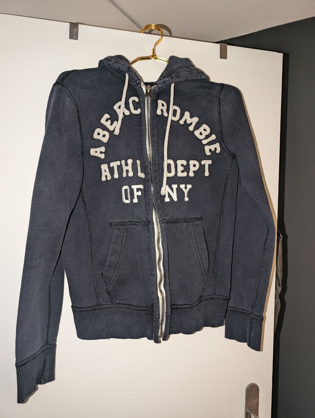 Abercrombie Pullover & Sweatshirts: Kapuzenpullover – Gebraucht aus Wallisellen von sca97