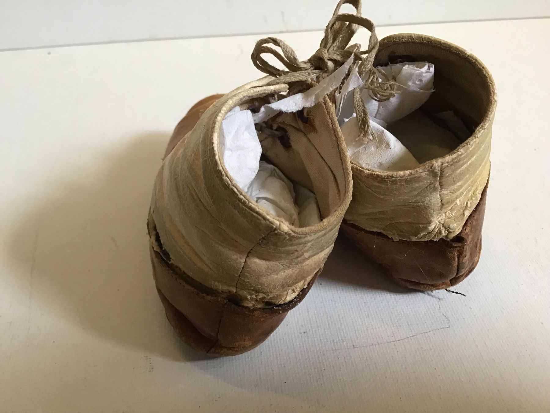 Gamaschen & Bandagen: Uralte Antike Gamaschen  Kinder Lederschuhe – Gebraucht aus St. Gallen von Goldlilly 3