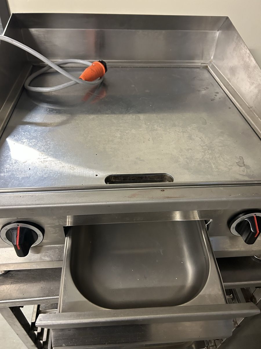 Griglie: Griddle MENU SYSTEM MS 6-60 6kW 400VAC stainless steel – Usato da Hausen AG venduto da tosiba2 1