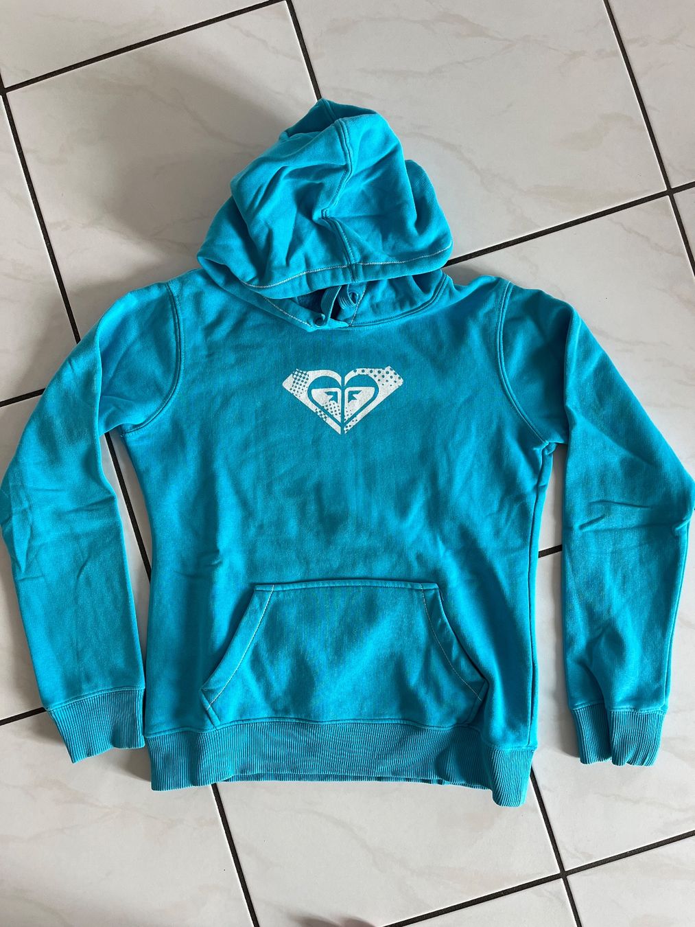 Roxy Maglioni & Felpe: Hoodie / Sweat à capuche Roxy taille S – Usato da Montalchez venduto da Azurea79