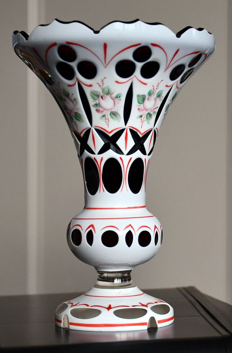 Vasi & Recipienti: Böhmische Vase 18 cm hoch – Usato da Rotkreuz venduto da salsanera