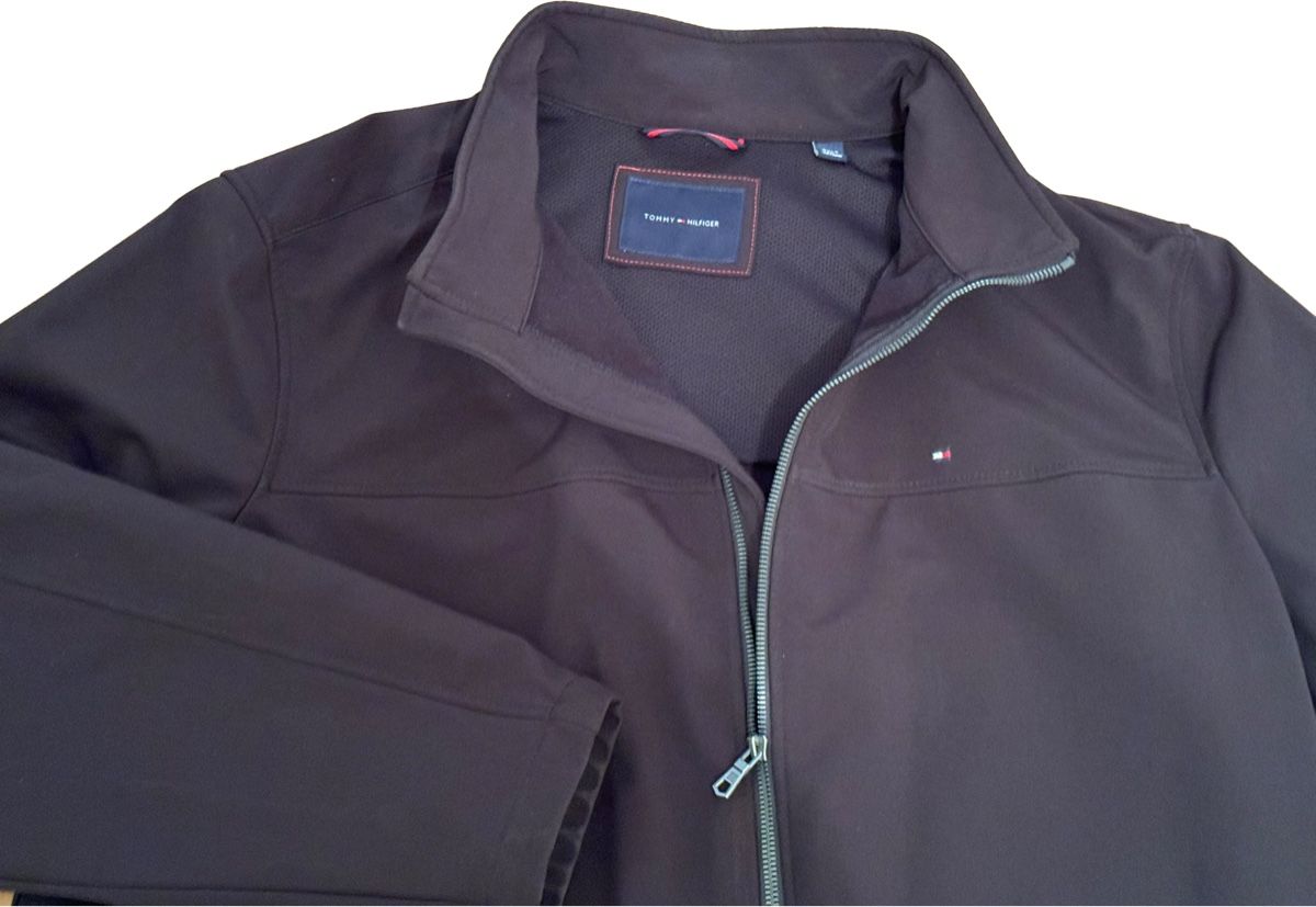 Tommy Hilfiger Giacche: TOMMY HILFIGER Jacke in Schwarz – Usato da Ettingen venduto da Ralakeet 2