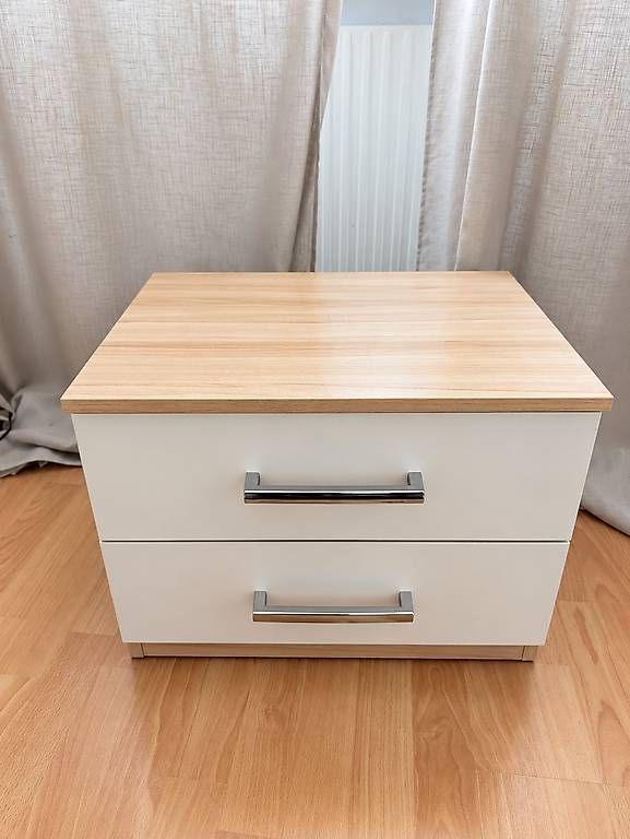Comodini: Tables de chevet (2x) – Usato da Courtételle venduto da Moredyl