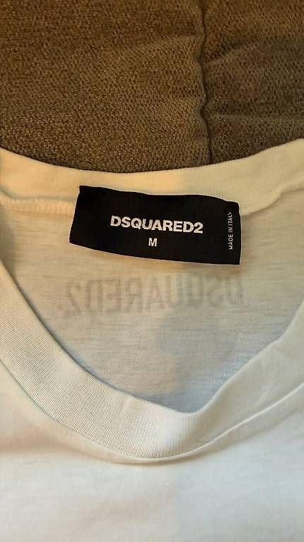 T-shirt: Dsquared Tshirt – Usato da Dietikon venduto da Sara1409 2