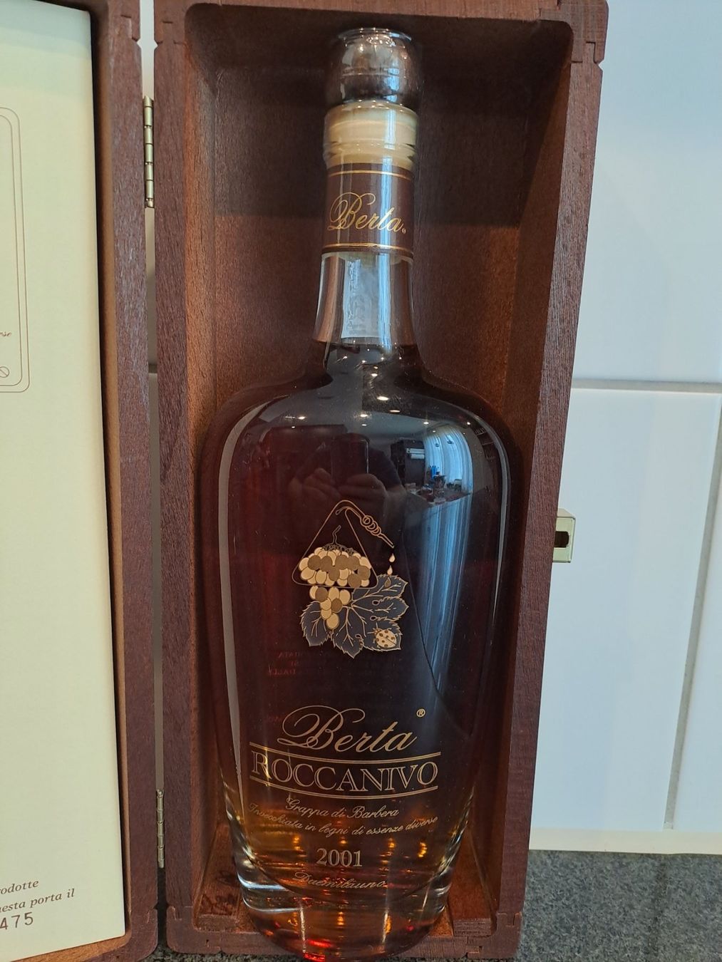 Berta Bevande alcoliche: Berta Grappa Roccanivo 2001 mit OHK – Nuovo e nell'imballaggio originale da Elsau venduto da Kellerraeumung 1
