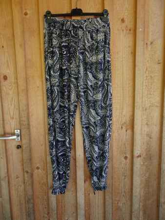 Super bequeme Damen Hose schwarz-beige Gr. M - 423132