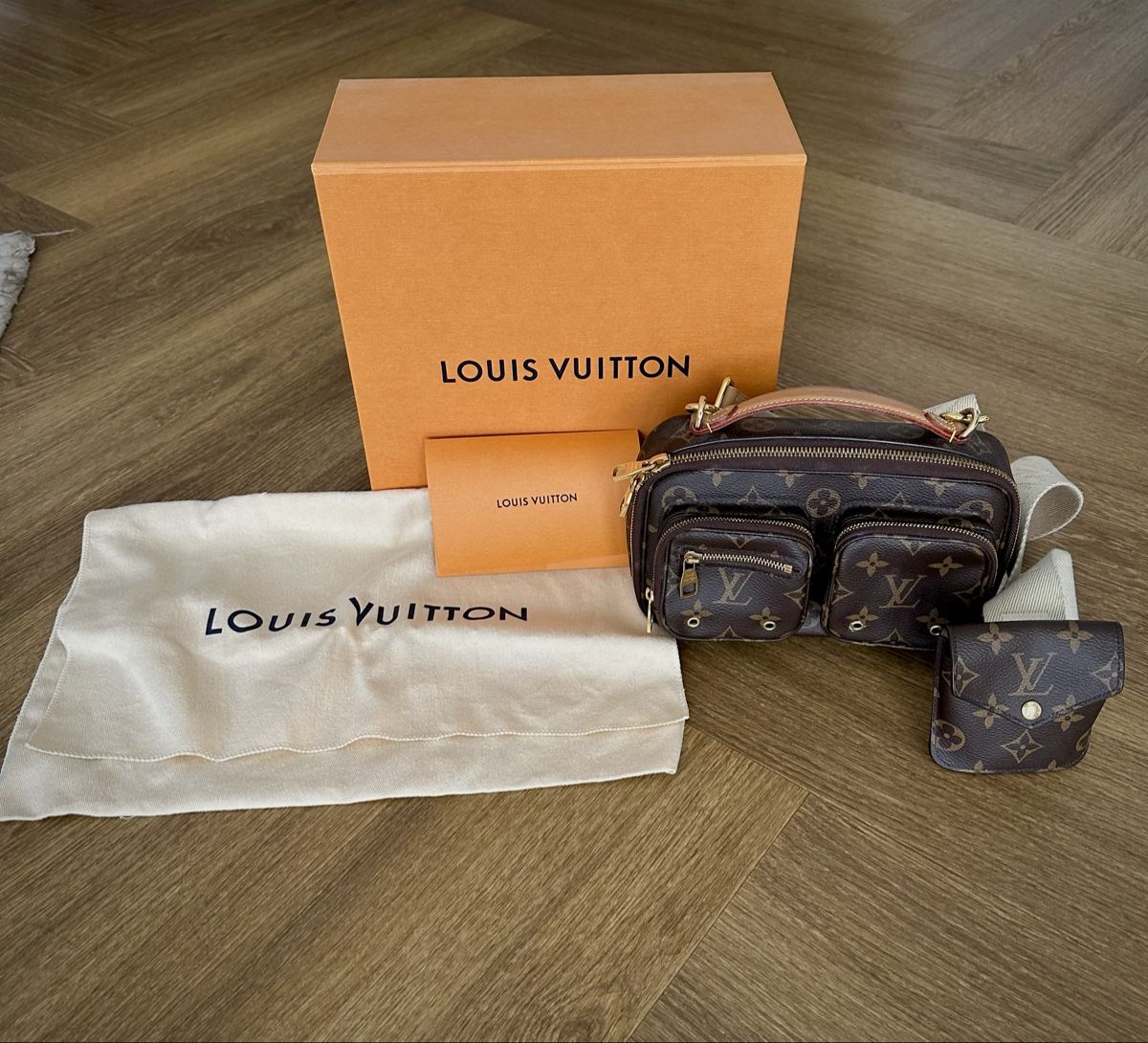Louis Vuitton Borse da donna: Louis Vuitton Monogram croisé Utility Satchel-Tasche – Nuovo (secondo la descrizione) da Studen BE venduto da Dedechi
