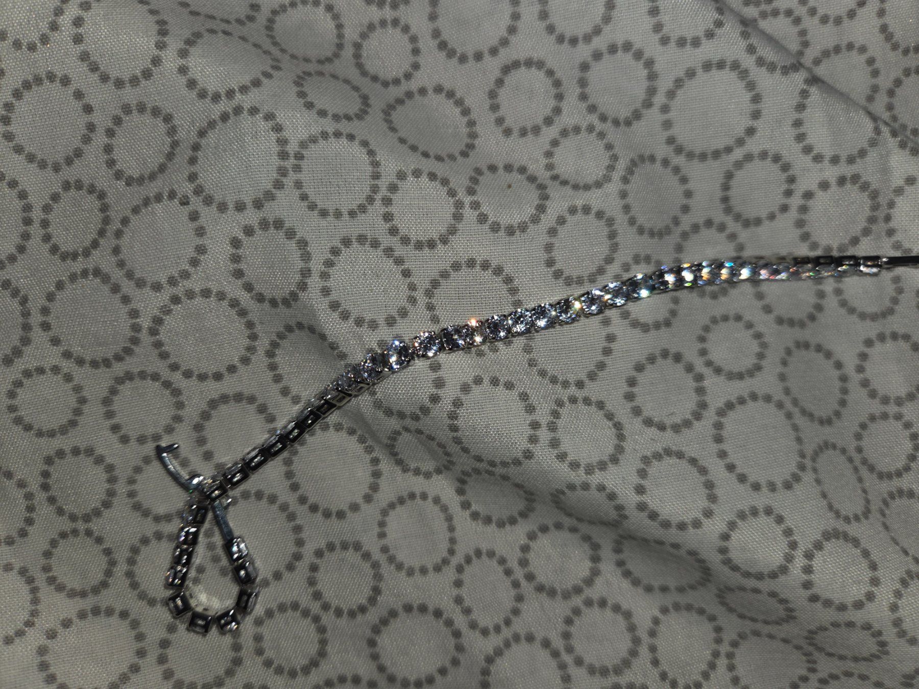 Bracciali & Braccialetti: Armband mit steine – Nuovo (secondo la descrizione) da Schlieren venduto da adr_8dnq