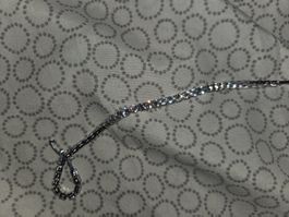 Armband mit steine