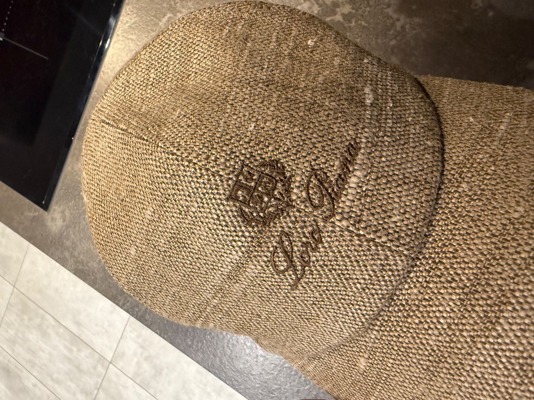 Loro Piana Hüte, Mützen & Caps: Loro Piana linen baseball cap – Gebraucht aus Giubiasco von Darkemperor 1