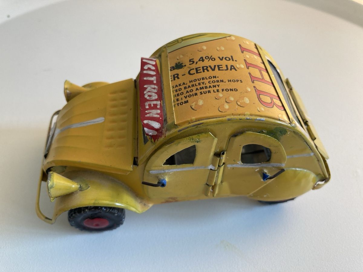 Citroën Modellini d'auto: Citroën 2CV aus alter Bierdose  – Nuovo (secondo la descrizione) da Basel venduto da AufeinenBlick 1
