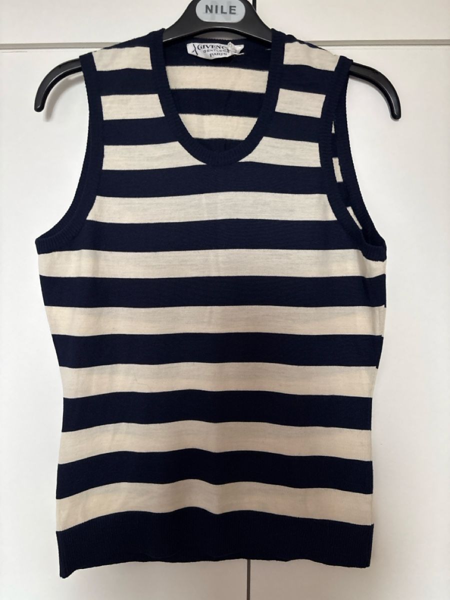 Givenchy Tops: Givenchy Top – D'occasion à langenthal par rundholz7