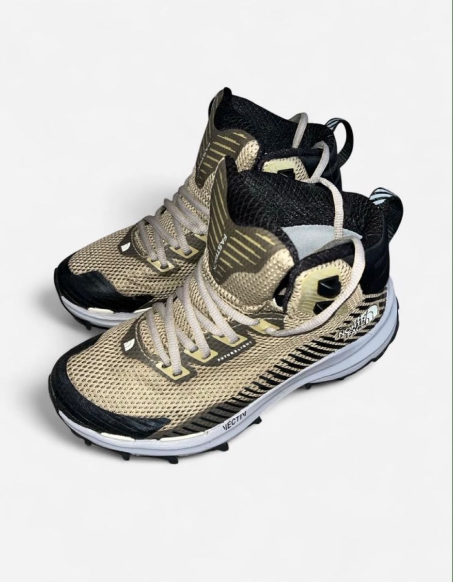 North Face Scarpe da donna: The North Face Trekkingschuh – Usato da Zürich venduto da dyl_5768