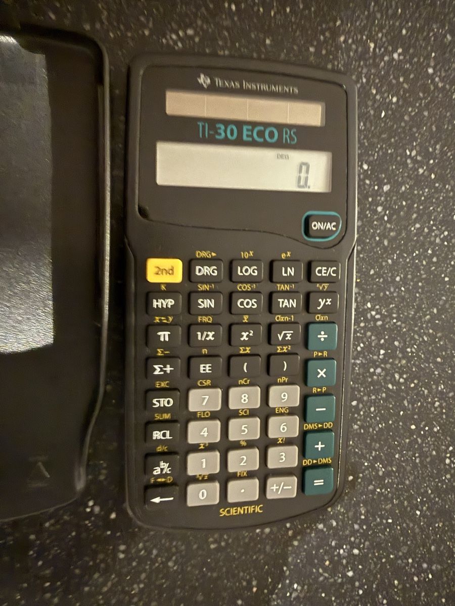 Texas Instruments Calculatrices: Texas Instruments TI 30 ECO RS – D'occasion à Claro par KarinS84
