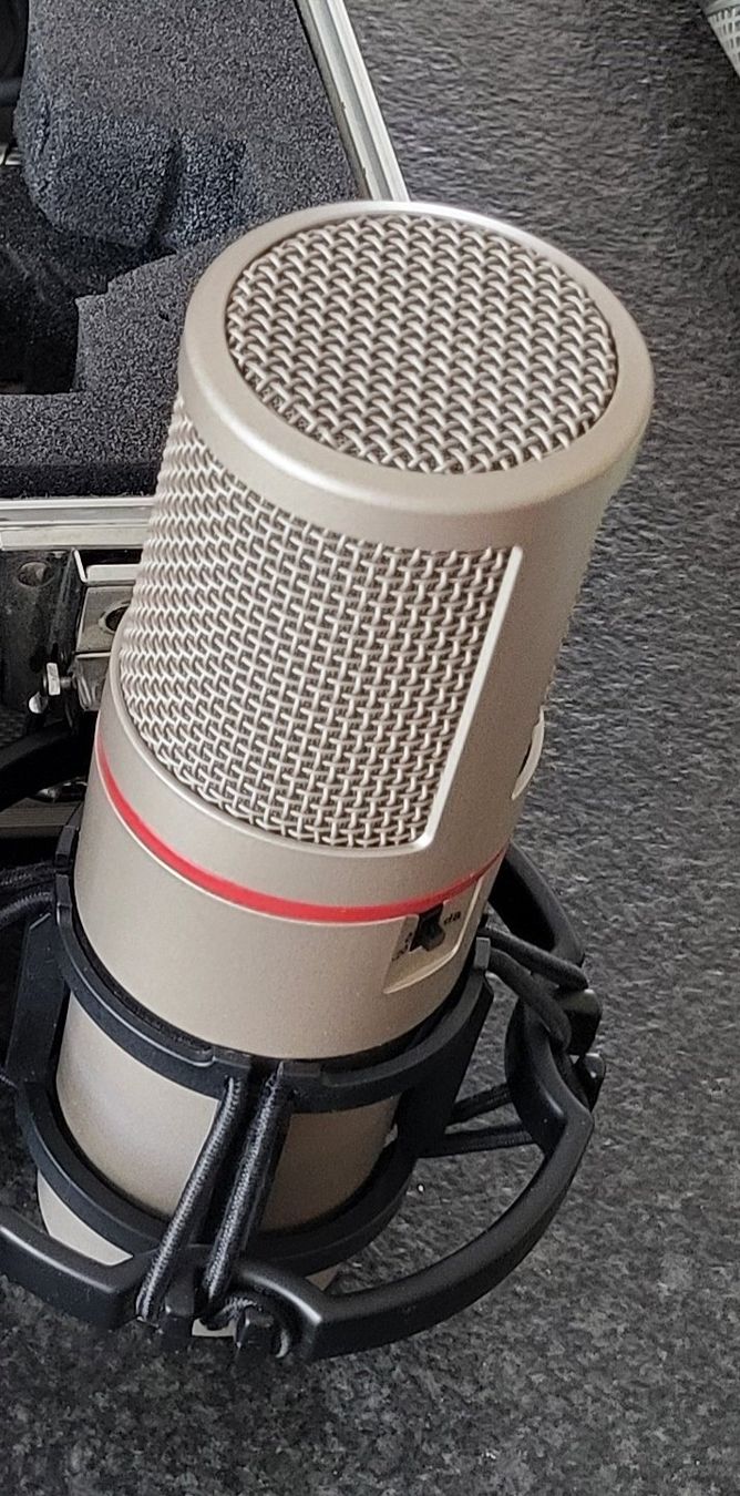 Akg Microfoni: Microphone Solidtube AKG. (Lire la description) – Usato da Villars-sur-Glâne venduto da rifzari 4