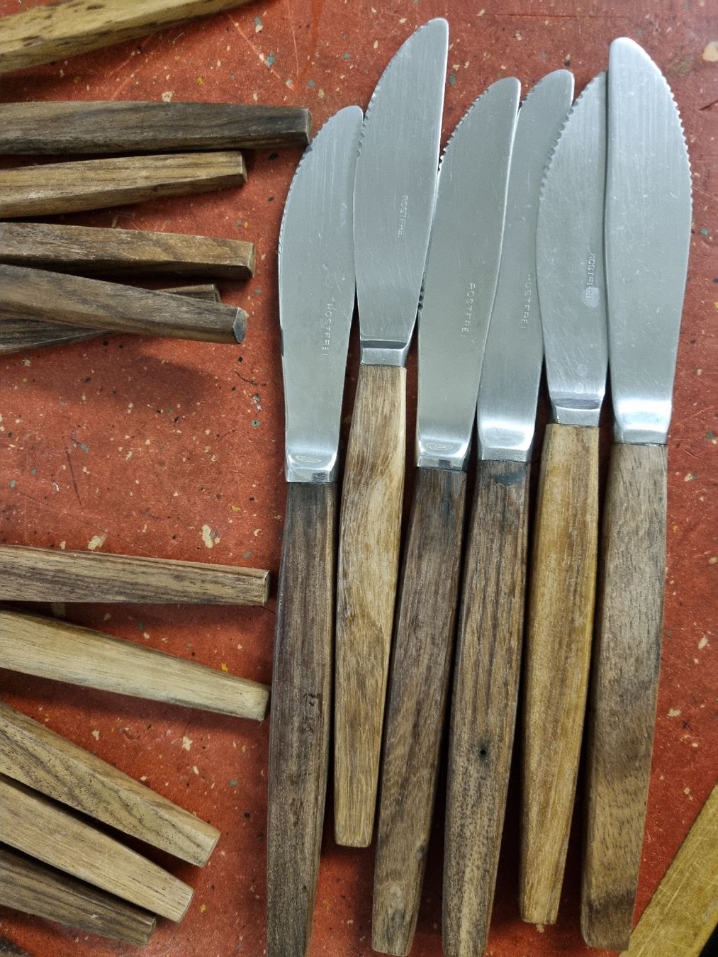 Set di posate: Teakholz-Besteckset vintage – Usato da Ostermundigen venduto da vintage60 4