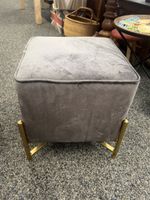 Edler Samt Hocker / Fuss Hocker mit Goldfüssen, Grau 50