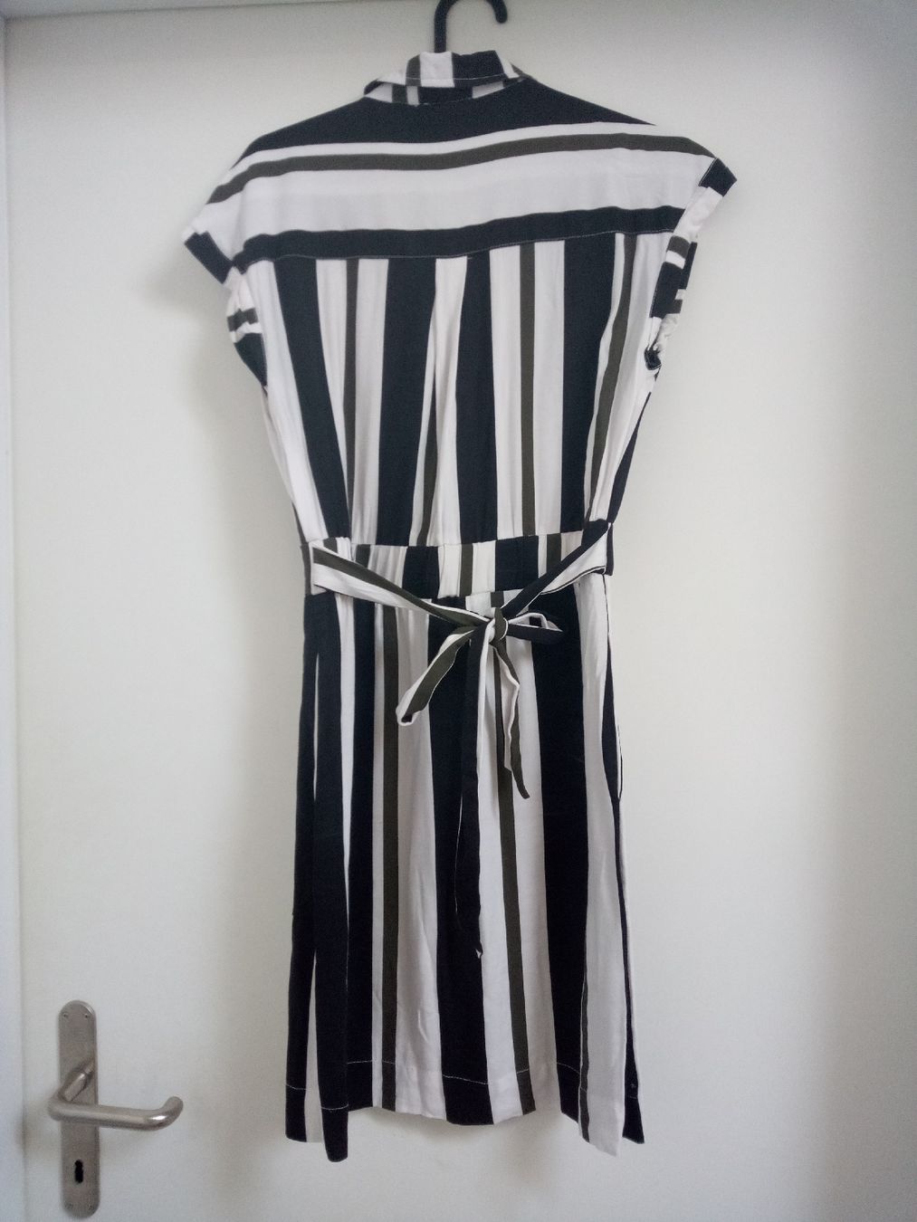 Tally Weijl Robes: Kleid gestreift Tally Weijl Grösse S  – D'occasion à Volketswil par Car1 1