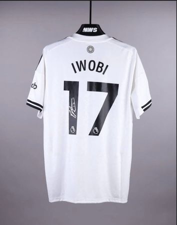 Original Fulham FC Matchworn-Trikot – Alex Iwobi signiert