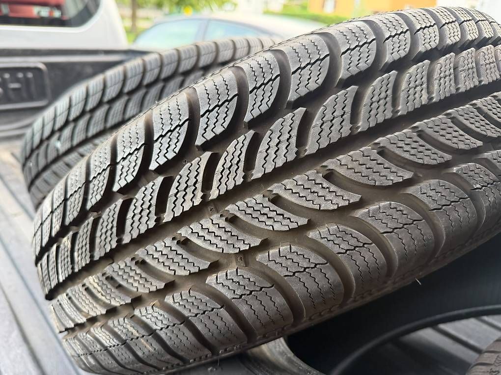 Pneumatici & Ruote complete: Winterreifen 185/65 R15 – Usato da Niederurnen venduto da ang_h2zg 3