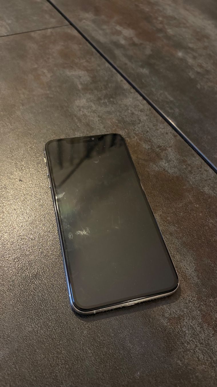Apple Telefoni cellulari / Smartphones: Das ist ein Apple iPhone der X-Generation – Usato da Zürich venduto da mat_bcg2 1