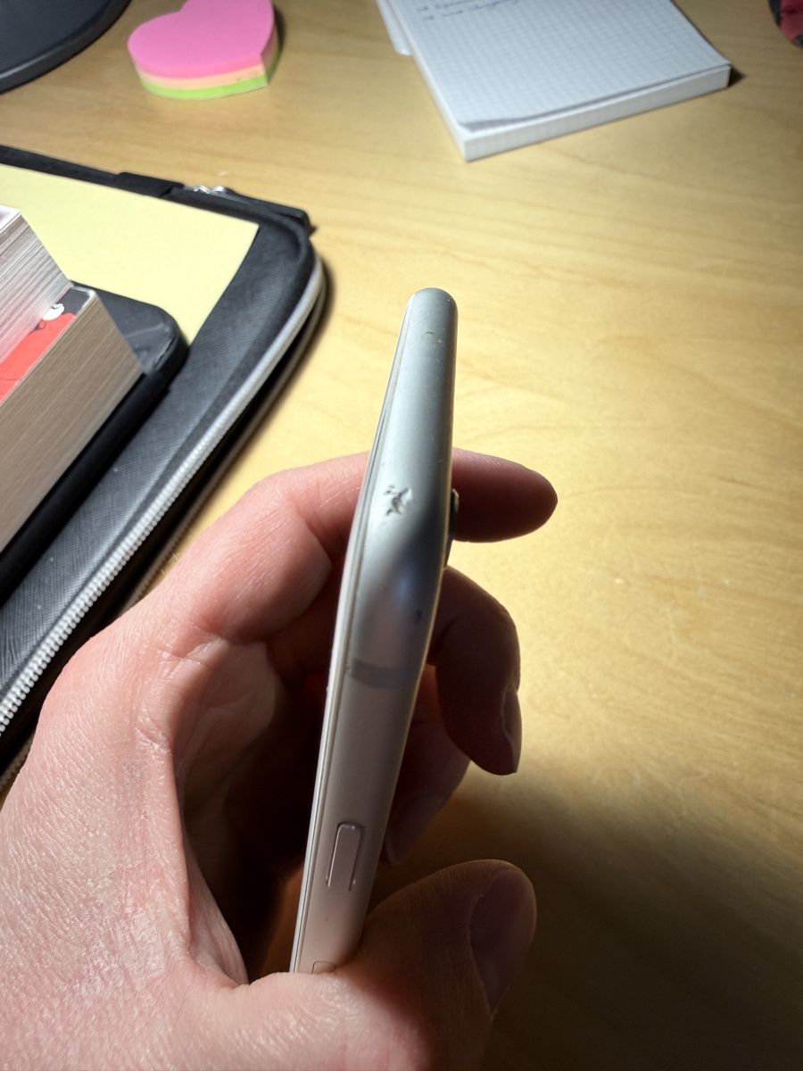 Apple Telefoni cellulari / Smartphones: iPhone 6 Silver – Difettoso da Kaltbrunn venduto da IMRLU998 7