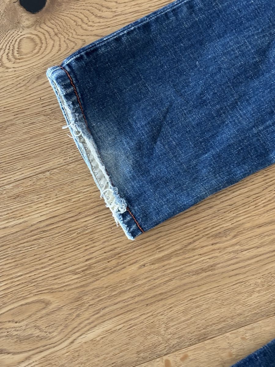 Diesel Jeans: Diesel Jeans Lowky – Gebraucht aus Buttisholz von Melsan 3